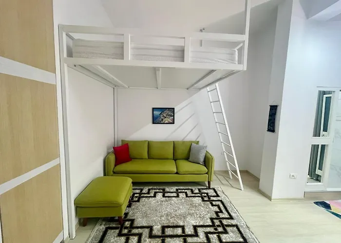 Comfy Studio Apt Close To Lake Park